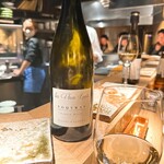 炭割烹 新谷 - フランス ヴーヴレイ産白ワイン 品種はシュナン・ブラン ◎