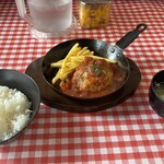 ジェイムスキッチン - バジルトマトハンバーグ