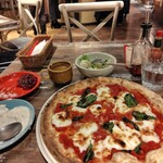 good spoon Handmade Cheese & Pizzeria ルミネ新宿店 - 