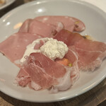 GOOD CHEESE GOOD PIZZA - 