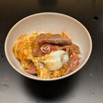 徳ㇵ本也 - 牛の卵とじ