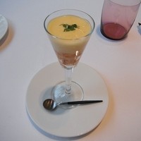 プレヴナンス - くぬぎ鱒のタルタル　グラニースミスと根セロリのレムラード