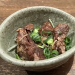 小滝野 - 先付(牛タンの時雨煮)