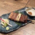 小滝野 白金店 - 熟成牛タンとサガリのハーフ串