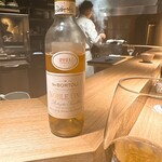 炭割烹 新谷 - オーストラリア リヴァリーナ産デザートワインDe Bortoli 品種はセミヨン ◎