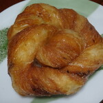 BAKERY - パイ×ドーナツ