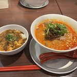 ヌードルダイニング 道麺 - 麻婆丼ミニ、辛担々麺