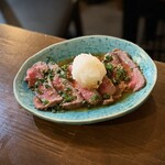 ヤミイチ - ■牛モモのタタキ おろしポン酢(ハーフ) ￥550