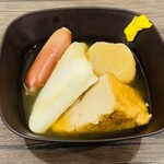 かんすけ - おでん1ケ各130円 4ケ520円(はんぺん・厚揚げ・大根・ウインナー)