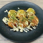 かんすけ - たこ焼き6個540円(一味マヨ・カレーマヨ)