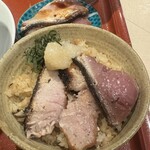 麦と麺助 - ブリ飯