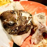 あべべ - 鯛のカマ塩焼き