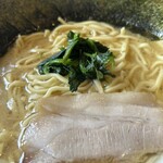 横浜家系ラーメン 若草家 - 