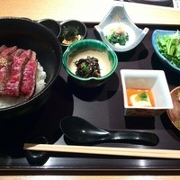 御曹司 松六家 - 