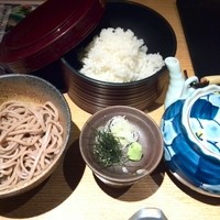 御曹司 松六家 - ご飯はおかわり自由