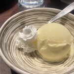 葵屋 - 口直しのバニラアイス