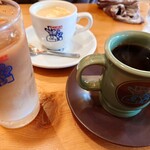コメダ珈琲店 - ドリンク写真:モーニング　３個　孫コーンスープ　娘アイスカフェラテ　私アメリカンコーヒー