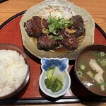 旬味和膳　季乃庄 - 鯨の生姜焼定食　¥1700