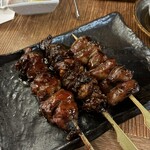 鳥せい - 左から　きも、つなぎ、心ぞう