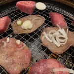 焼肉 鶯谷園 - 