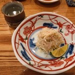 おすし 花富 - 途中に出てきた蟹の蟹味噌和え　長持ちさせました！