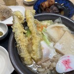 資さんうどん - もつうどんwith柚子胡椒