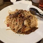 インダストリアル - どんこ(椎茸)とホタルイカのパスタ