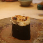 鮨 しみづ - 2週間熟成トラフグ白子炙り軍艦