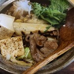 小鍋立て専門 なべしろ - 長葱に焼き目まで入れてある本格派！