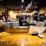 めしや ヒロキ倶楽部 新宿 - 店内