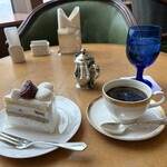 ガーデンラウンジ - ケーキセット　2,420円