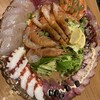 魚とワイン hanatare 横浜東口店
