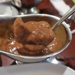 ラ・ファミーユ - でっかいビーフ。