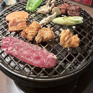 炭火焼肉 泉味亭_1