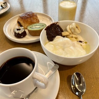 レストラン&バー Larboard_0