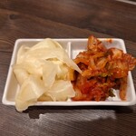 とんかつ ジーエス - ガリとキムチ