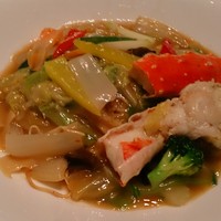 天厨菜館 銀座店 - タラバ入り焼きソバ