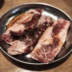 焼肉ホルモンたけ田 新宿店 - カルビ