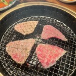 肉の頂 - 