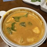 シャム - チキンレッドカレー