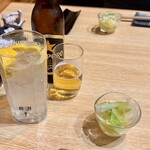 まさ竜 - ビール、小金井柚子サワーに”うるいのお浸し”