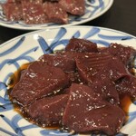 焼肉　縁 - レバーとハツ