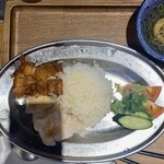 アジア食堂 新嘉坡鶏飯 - 