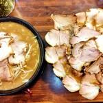 それいけ！ラーメンマン - 醤油ラーメンとチャーシューメン