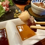 炭火焼鳥 千鳥足 - ハツ刺しは、胡麻油 or 甘口醤油♡