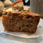 ヤホ コーヒーロースター＆ワインバー - Niko’s Apple Cake