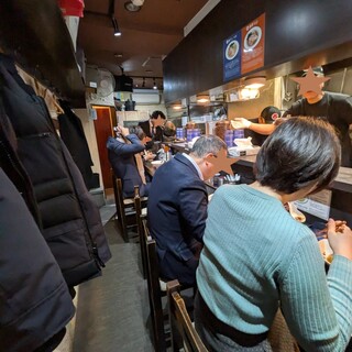 中華そば いづる_2