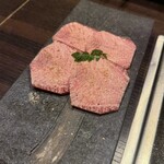 焼肉 黒田 - 