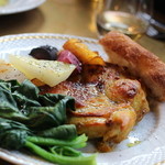 セクションドール - 料理写真:これが噂のタンドリーチキンプレート