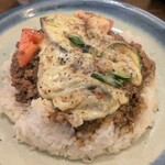 スペキエ - 野菜とチーズのキーマカレー